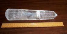 a clear quartz wand